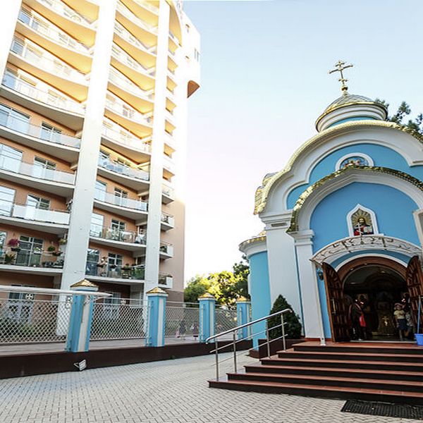 Полина